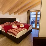 Chalet Element