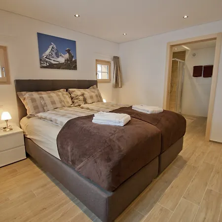 Element シャレー